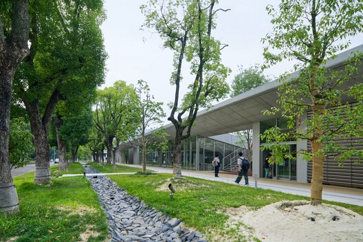 Common Nexus University / Tetsuo Kobori Architects Common Nexus University / Tetsuo Kobori Architects - Image 13 of 37
