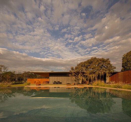 Casa Muxarabi / mf+arquitetos Casa Muxarabi / mf+arquitetos - Image 21 of 51