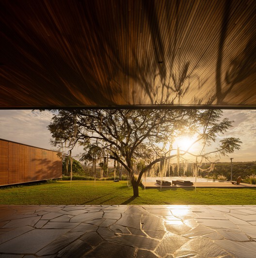 Casa Muxarabi / mf+arquitetos Casa Muxarabi / mf+arquitetos - Image 8 of 51