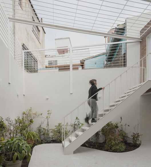 La Haya House / PH TIPO CASA La Haya House / PH TIPO CASA - Interior Photography, Stairs, Concrete, Balcony, Handrail