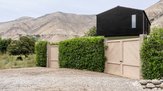 Berna House / Hiro Arquitectos - Exterior Photography, Garden