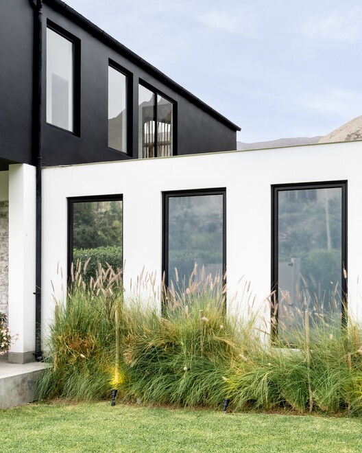 Berna House / Hiro Arquitectos - Exterior Photography