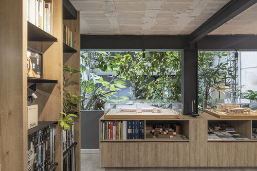 Office 101 Casa Andina / Caliza Arquitectura Office 101 Casa Andina / Caliza Arquitectura - Image 12 of 24