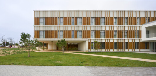 Home for Dependent People / SV60 Arquitectos Home for Dependent People / SV60 Arquitectos - Exterior Photography