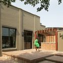 African Futures Institute Transforms Former Warehouse Into Headquarters in Accra, Ghana - Imagem 1 de 4
