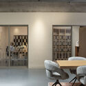 African Futures Institute Transforms Former Warehouse Into Headquarters in Accra, Ghana - Imagem 4 de 4