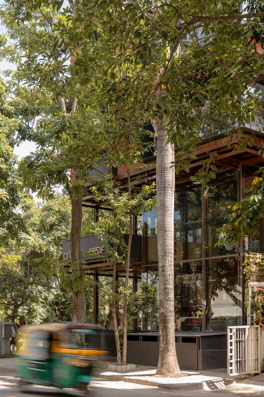 Loja Brick on Sticks / DOT BOT STUDIO - Imagem 6 de 23