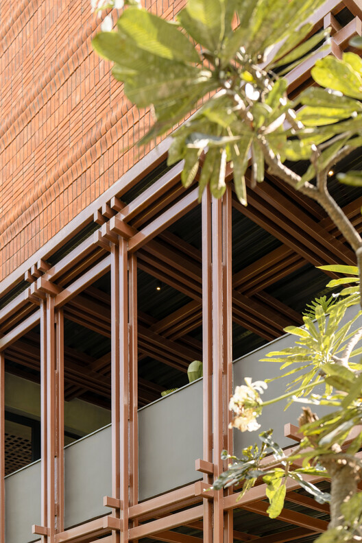 Loja Brick on Sticks / DOT BOT STUDIO Loja Brick on Sticks / DOT BOT STUDIO - Imagem 4 de 23