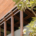 Brick on Sticks Retail Store / DOT BOT STUDIO - Showroom