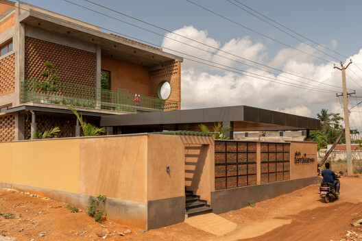 Terràvue Residence / Fictive Architects - Exterior Photography, Brick