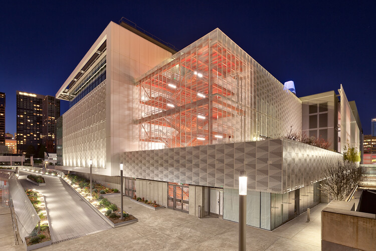 Getting More From Less: Rethinking Structure Through Form - Image 6 of 14