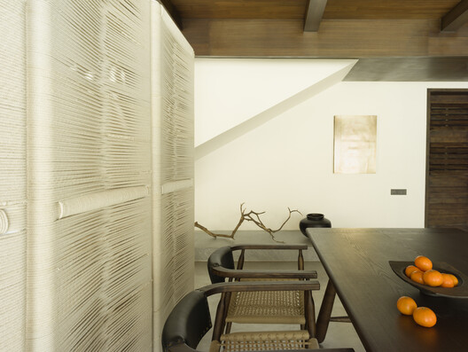 Patina House / 182 DESIGN Patina House / 182 DESIGN - Interior Photography, Wood, Lighting, Chair