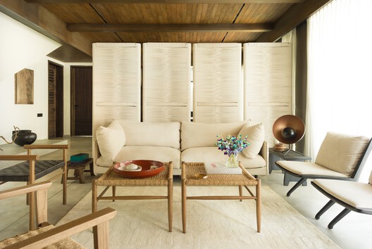 Patina House / 182 DESIGN Patina House / 182 DESIGN - Interior Photography, Living Room, Wood, Table, Chair