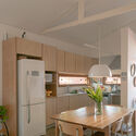 Butantã House / André Guerra Arquitetos - Interior Photography, Apartments, Kitchen, Chair, Countertop, Table, Lighting
