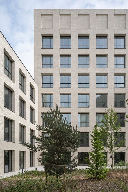 LifeScience Incubator, Villejuif / Baumschlager Eberle Architekten + SAME architectes LifeScience Incubator, Villejuif / Baumschlager Eberle Architekten + SAME architectes - Exterior Photography