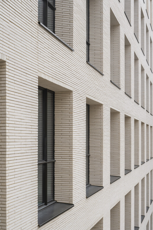 LifeScience Incubator, Villejuif / Baumschlager Eberle Architekten + SAME architectes LifeScience Incubator, Villejuif / Baumschlager Eberle Architekten + SAME architectes - Interior Photography, Concrete