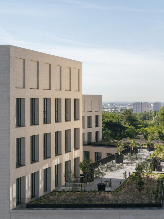 LifeScience Incubator, Villejuif / Baumschlager Eberle Architekten + SAME architectes LifeScience Incubator, Villejuif / Baumschlager Eberle Architekten + SAME architectes - Exterior Photography