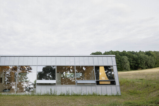 Modular House with a Sloping Facade / Papundekl Architects Modular House with a Sloping Facade / Papundekl Architects - Image 20 of 32
