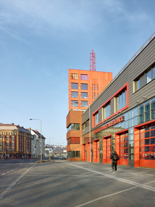 Prague Fire Rescue Service / Architektura Prague Fire Rescue Service / Architektura - Exterior Photography, Facade