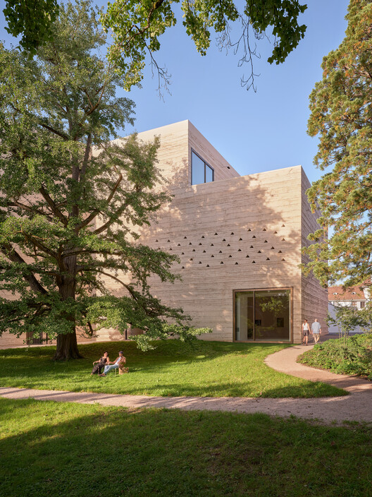 La Fondation Beyeler se amplía con tres nuevos edificios de Peter Zumthor - Imagen 3 de 16