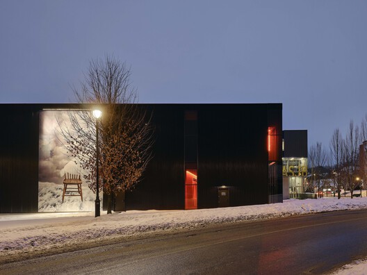 Le Grand-Espace Sherbrooke: A New Cultural Venue / Atelier Paul Laurendeau + NEUF architect(e)s Le Grand-Espace Sherbrooke: A New Cultural Venue / Atelier Paul Laurendeau + NEUF architect(e)s - Image 10 of 31