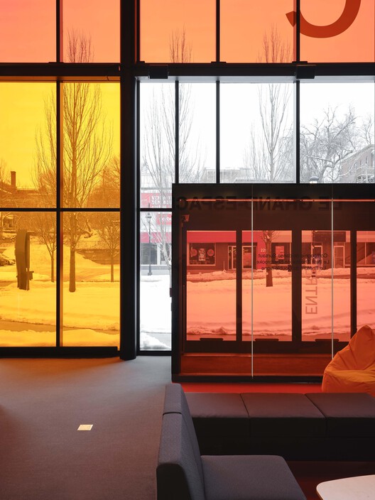 Le Grand-Espace Sherbrooke: A New Cultural Venue / Atelier Paul Laurendeau + NEUF architect(e)s Le Grand-Espace Sherbrooke: A New Cultural Venue / Atelier Paul Laurendeau + NEUF architect(e)s - Interior Photography, Glass