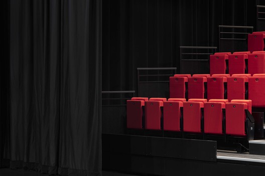 Le Grand-Espace Sherbrooke: A New Cultural Venue / Atelier Paul Laurendeau + NEUF architect(e)s Le Grand-Espace Sherbrooke: A New Cultural Venue / Atelier Paul Laurendeau + NEUF architect(e)s - Image 23 of 31