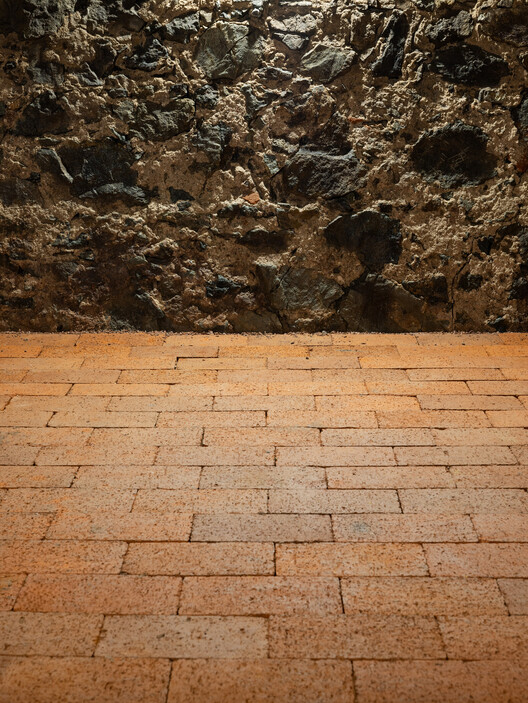 Centro Cultural e Comunitário Stará Hasička / schwerpunkt. - Imagem 38 de 58