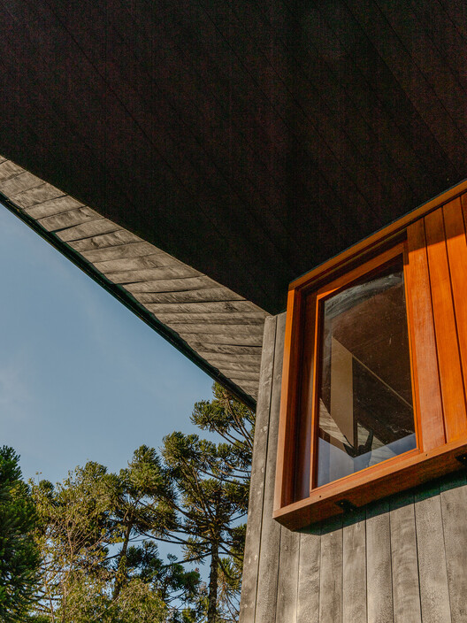 Residência em Campos do Jordão / Gil Mello Arquitetura - Exterior Photography, Wood