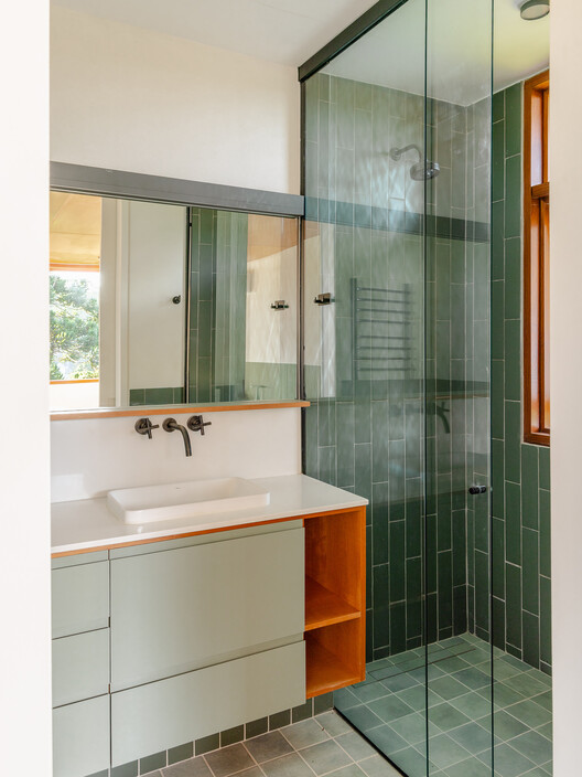 Residência em Campos do Jordão / Gil Mello Arquitetura - Interior Photography, Bathroom, Glass, Sink
