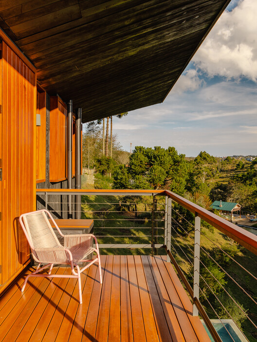 Residência em Campos do Jordão / Gil Mello Arquitetura - Exterior Photography, Wood