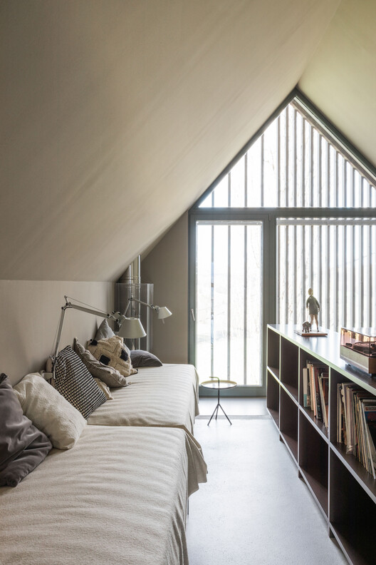 House on the Hill / Gangoly & Kristiner Architects - Image 5 of 26