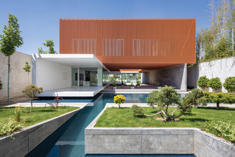 Az-Boroun Villa / CROSSARCHITECTURE - Exterior Photography, Houses, Courtyard
