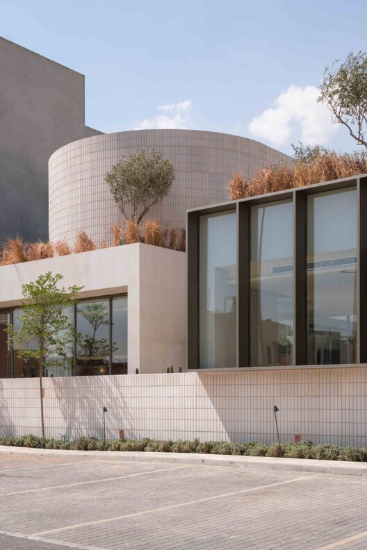 Ashjar Cafe  / Studio Ahmed Aldossary - Image 2 of 30