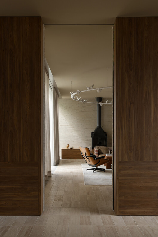 Casa Piva / B.E Architecture Casa Piva / B.E Architecture - Fotografia de Interiores, Madeira, Porta