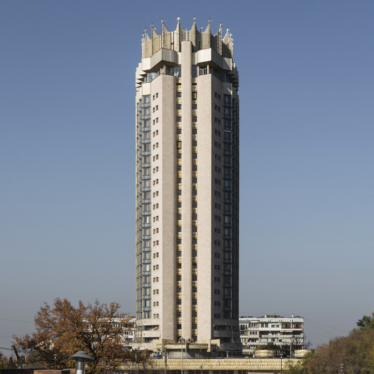 The Future as Propaganda: Soviet Architecture in Kazakhstan and the Imagery of a New Era - Image 4 of 10