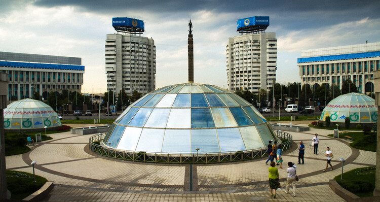 The Future as Propaganda: Soviet Architecture in Kazakhstan and the Imagery of a New Era - Image 3 of 10