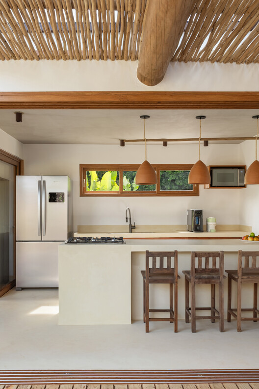 Vila Marebo / Frederico Zanelato | Arquitetos Vila Marebo / Frederico Zanelato | Arquitetos - Interior Photography, Kitchen, Wood, Countertop, Table, Chair