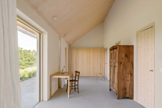 House at the Top of the Hill / Skupaj Arhitekti House at the Top of the Hill / Skupaj Arhitekti - Interior Photography, Wood, Door