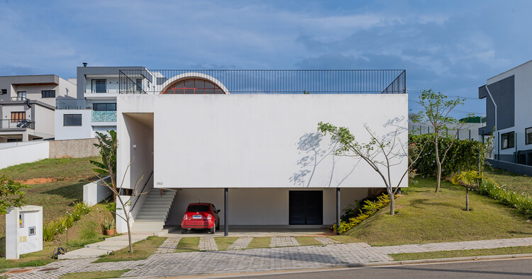 House JF / AAA_Azevedo Agência de Arquitetura - Exterior Photography, Balcony