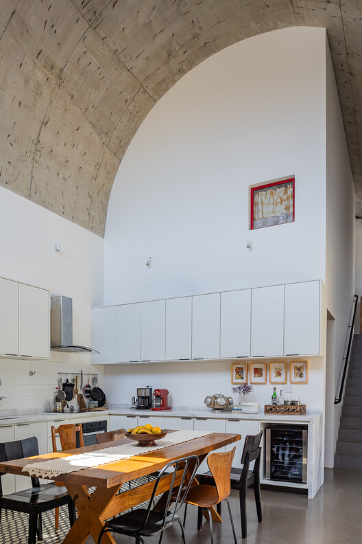 House JF / AAA_Azevedo Agência de Arquitetura - Interior Photography, Kitchen, Wood, Lighting, Chair