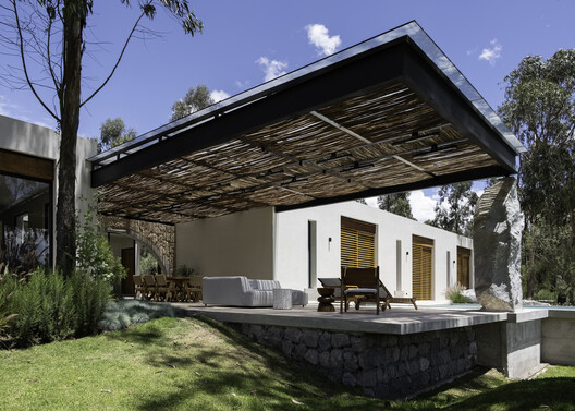 Villa "San Isidro" / MACCCONSTRUCCIONES / APLUS Villa "San Isidro" / MACCCONSTRUCCIONES / APLUS - Image 2 of 26