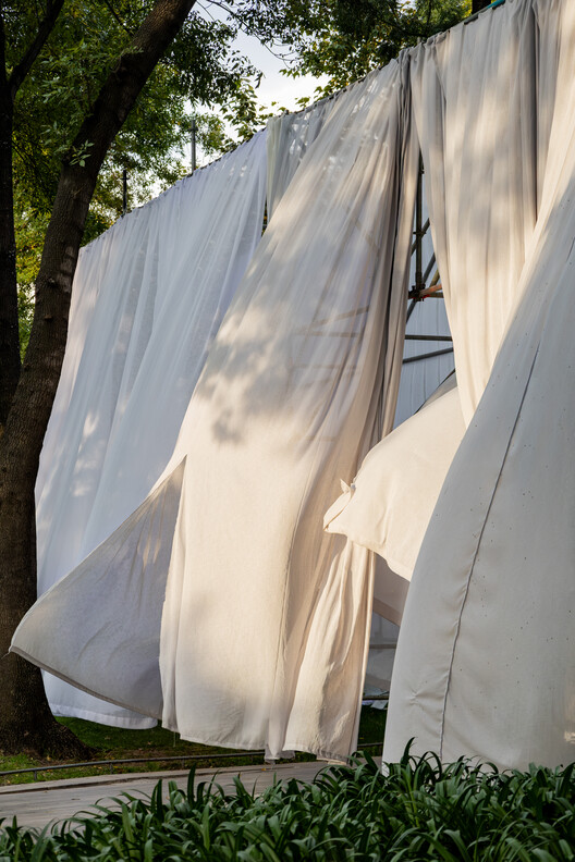 El Muro Pavilion / ARQLIQ arquitetura + Entremeios Arquitetura + Márcio Flávio Motta + Ismael Torrano El Muro Pavilion / ARQLIQ arquitetura + Entremeios Arquitetura + Márcio Flávio Motta + Ismael Torrano - Image 29 of 33