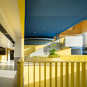 Lixue Primary School of KeWai Group / temp architects - Elementary & Middle School
