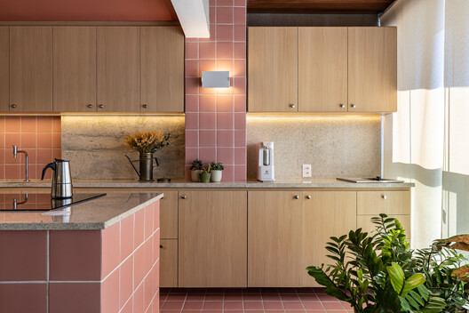 ABC Apartment / agência campo espacial ABC Apartment / agência campo espacial - Interior Photography, Kitchen, Countertop, Wood, Sink, Glass