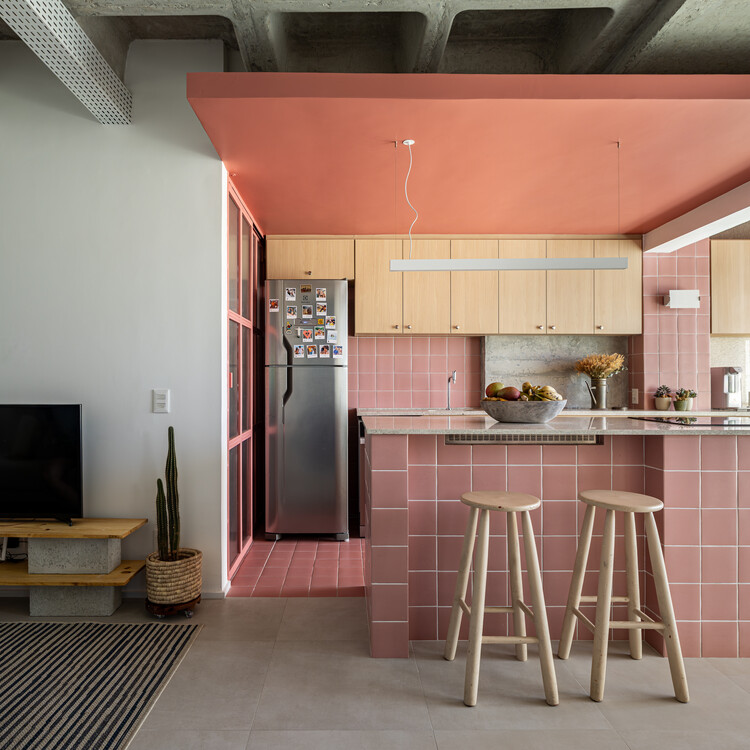 ABC Apartment / agência campo espacial - Interior Photography, Apartment Interiors, Kitchen, Lighting, Countertop, Chair