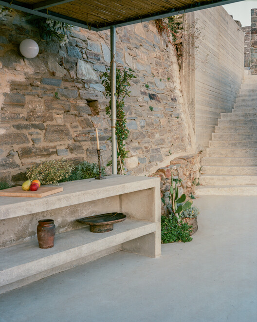 Casa en Tinos / Kelly Spanou - Imagen 26 de 33