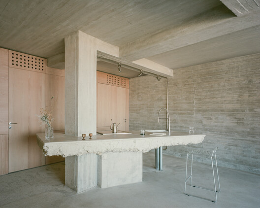 Casa en Tinos / Kelly Spanou - Imagen 16 de 33