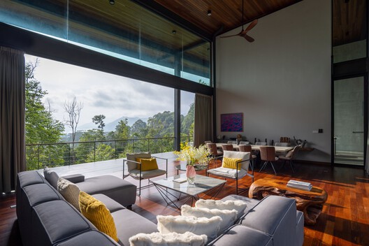 Liù Lín Residence / Choo Gim Wah Architect Liù Lín Residence / Choo Gim Wah Architect - Interior Photography, Living Room, Chair, Glass