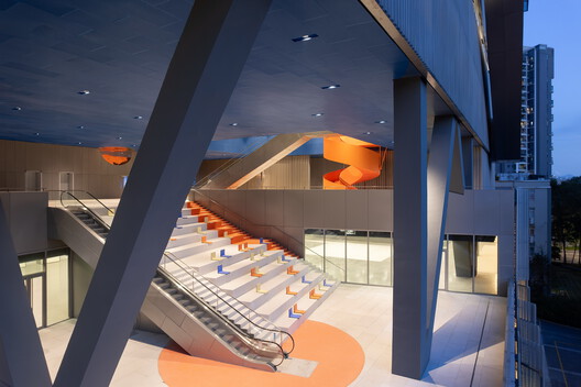 Yuehai Culture and Sports Center / MENG YAN | URBANUS Yuehai Culture and Sports Center / MENG YAN | URBANUS - Image 11 of 54